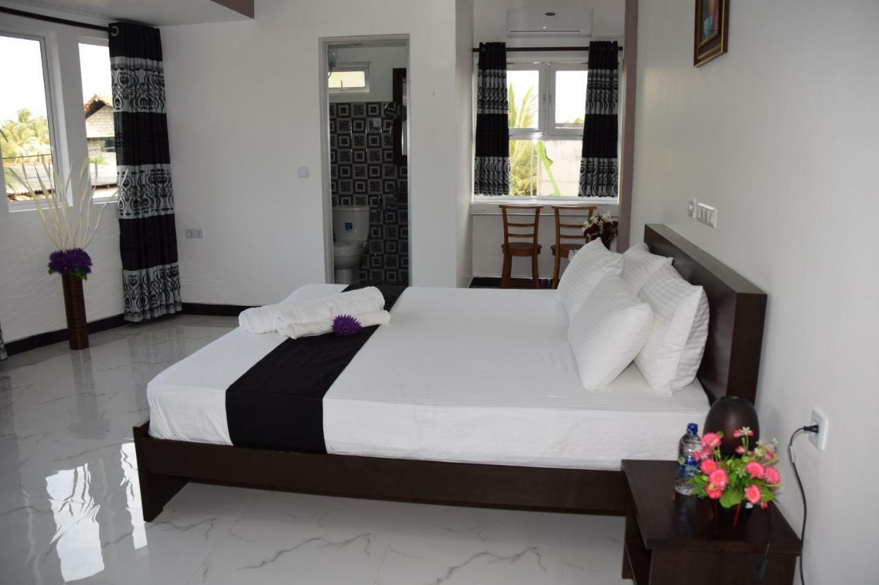 Hotel Agape Mannar Kültér fotó